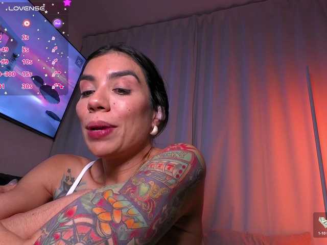 juanita-fox live cam