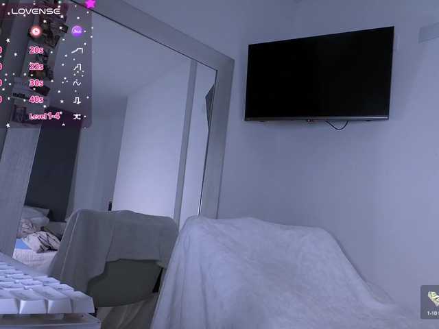 juanita-fox cam belle