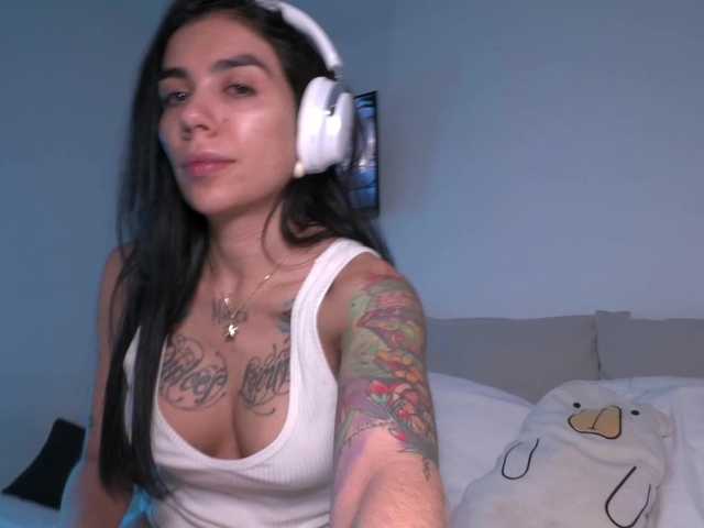 juanita-fox live cam on BongaCams