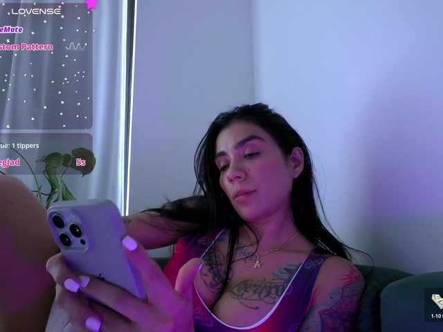 juanita-fox cam belle