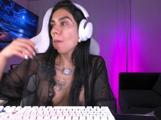 juanita-fox live cam on BongaCams