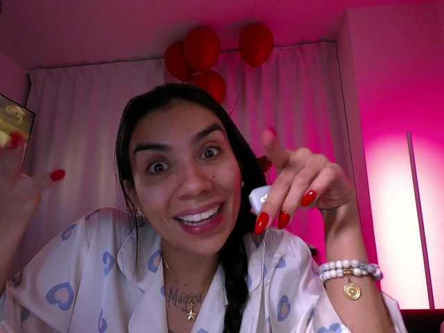 juanita-fox live cam on BongaCams