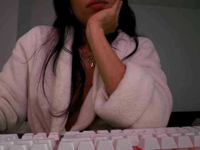 Juanita-Fox webcam