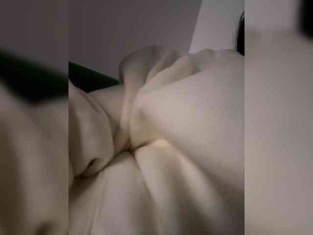 Juanita-Fox webcam