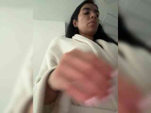 Juanita-Fox webcam