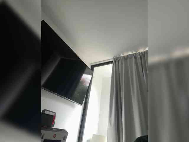 Juanita-Fox webcam