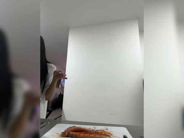 Juanita-Fox webcam