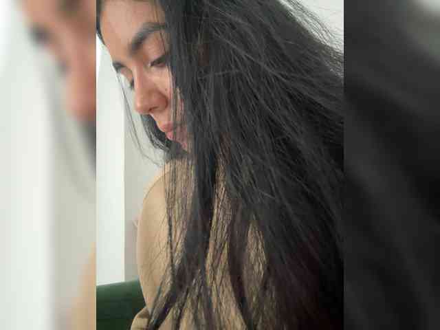 Juanita-Fox webcam