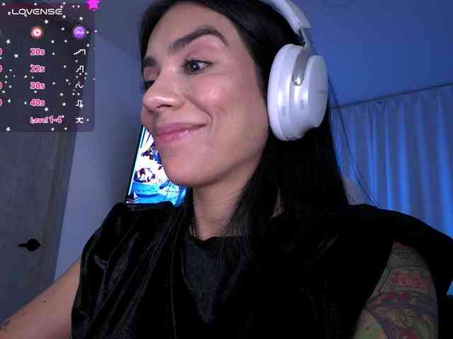 Juanita-Fox webcam