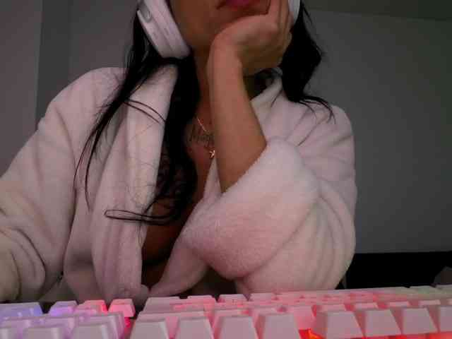 Juanita-Fox webcam