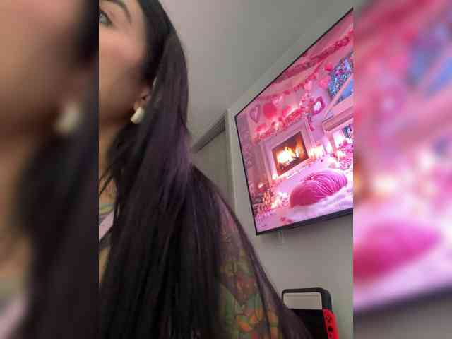 Juanita-Fox webcam