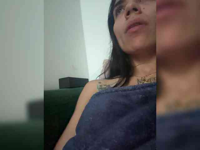 Juanita-Fox webcam