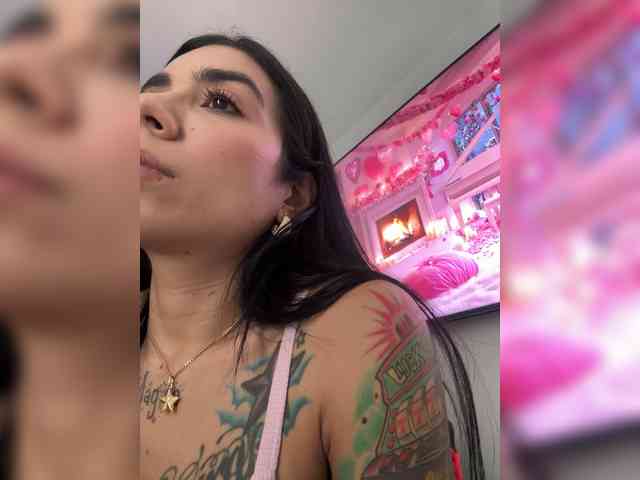 Juanita-Fox webcam