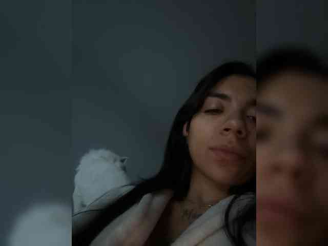 Juanita-Fox webcam