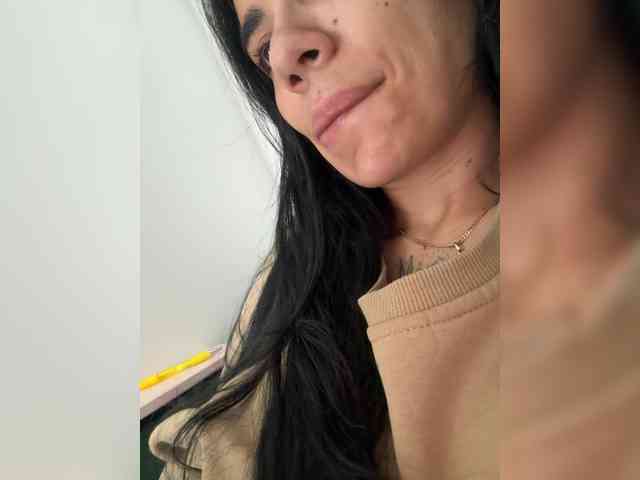 Juanita-Fox webcam