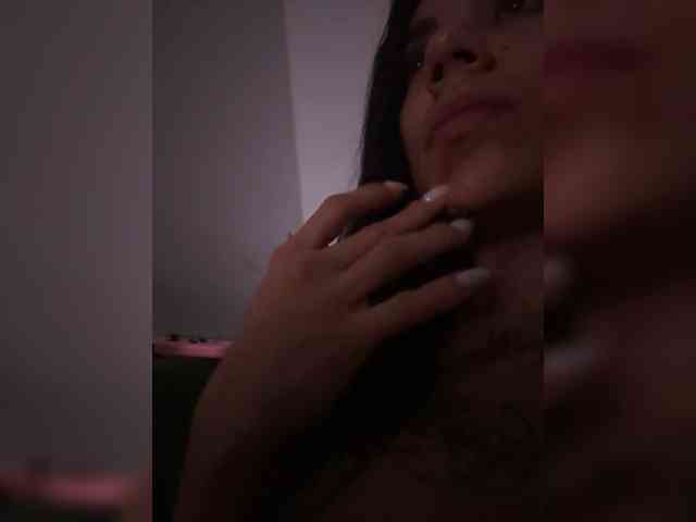 Juanita-Fox webcam