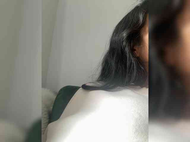 Juanita-Fox webcam