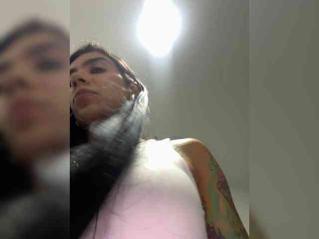 Juanita-Fox webcam