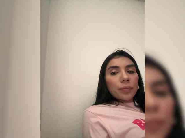Juanita-Fox webcam