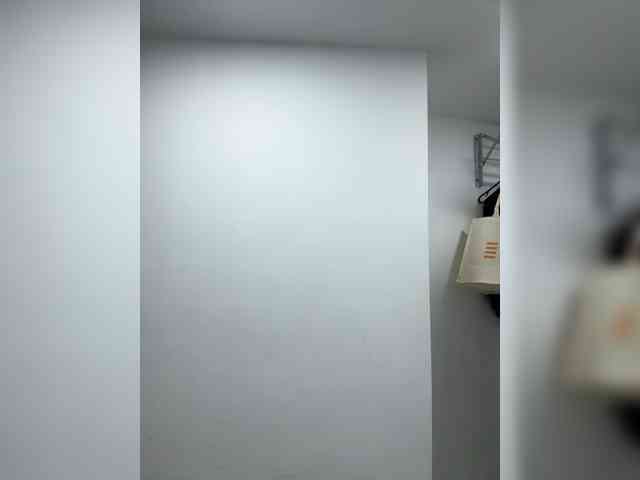 Juanita-Fox webcam
