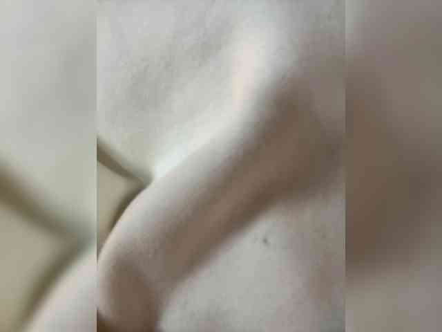 Juanita-Fox webcam