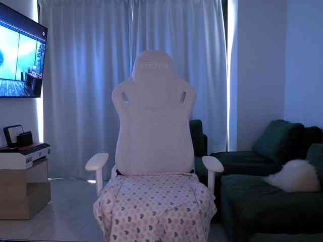 Juanita-Fox webcam