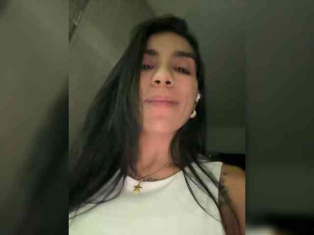 Juanita-Fox webcam