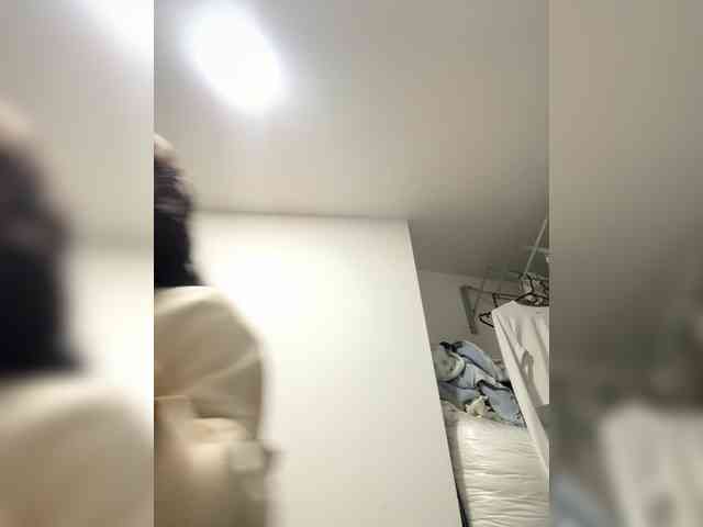 Juanita-Fox webcam