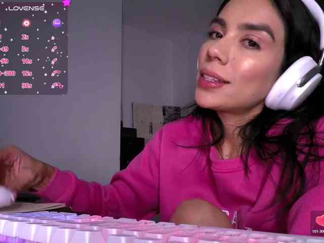 Juanita-Fox webcam
