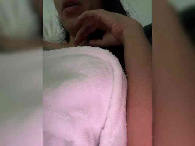 Juanita-Fox webcam