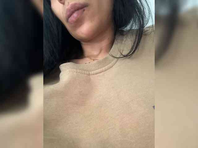 Juanita-Fox webcam