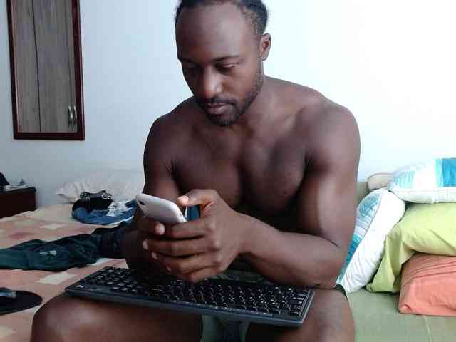 NikeBlack Sex Cam Show