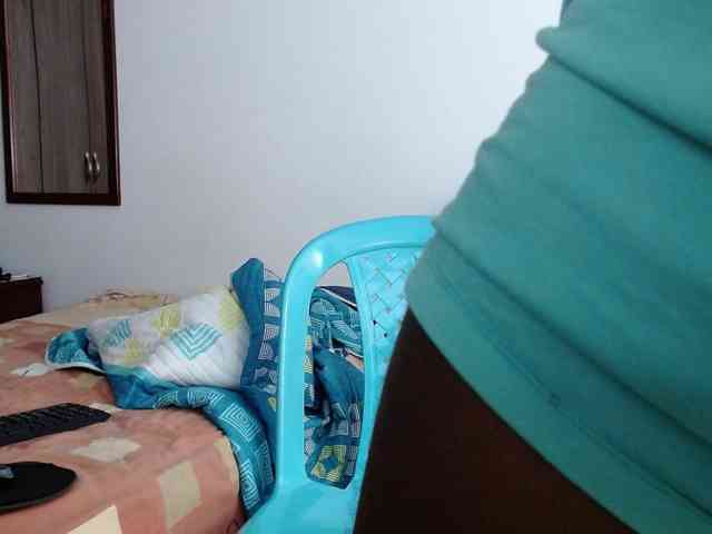 NikeBlack Sex Cam Show