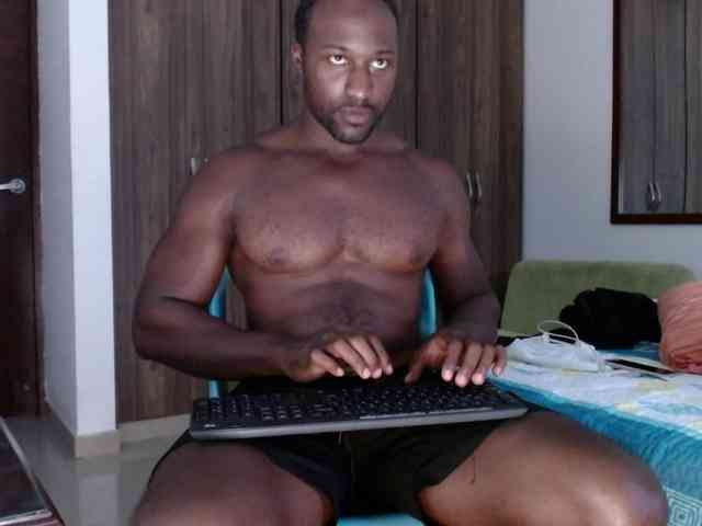 NikeBlack Live Webcam on BongaCams