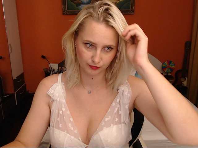 NatashaRouge live cam on BongaCams