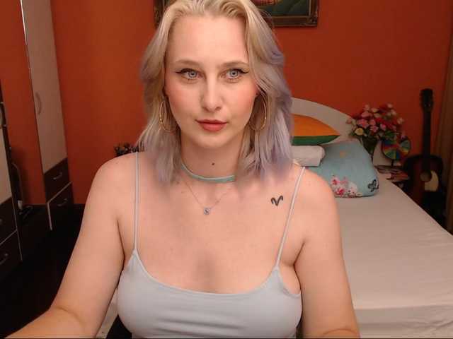 go to chat with NatashaRouge
