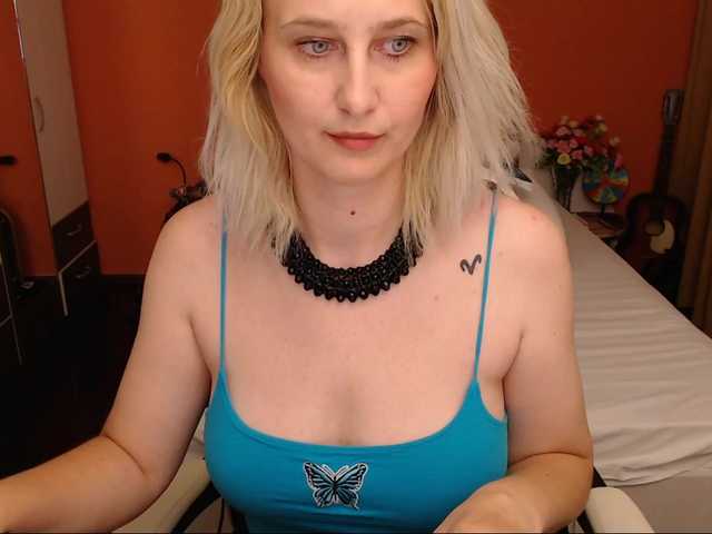 NatashaRouge live cam on BongaCams