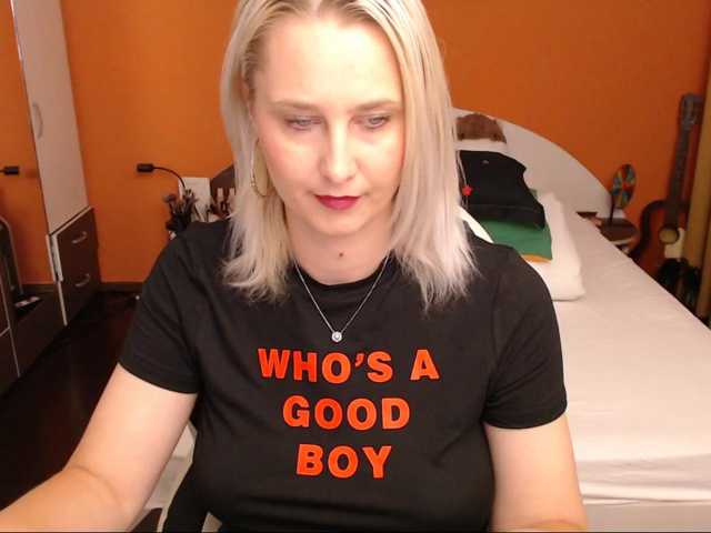 NatashaRouge live cam on BongaCams