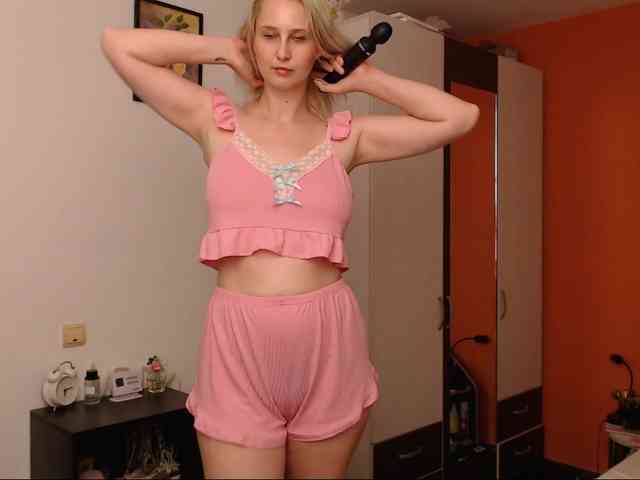NatashaRouge webcam