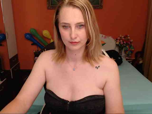NatashaRouge live show