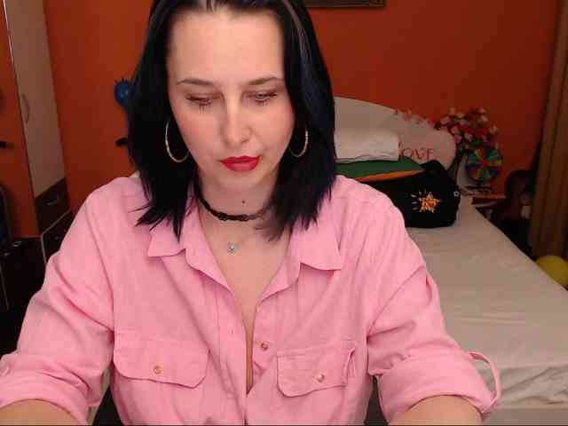 NatashaRouge webcam