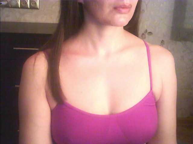 droplet83 live cam on BongaCams