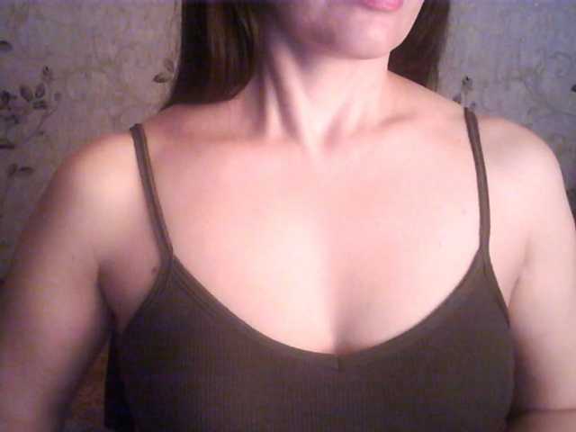 droplet83 live cam on BongaCams