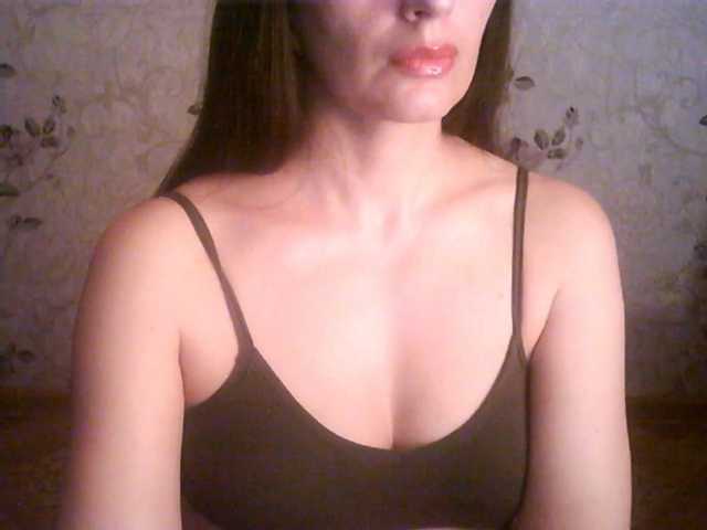le modèle _xMashax_ est en webcam porno dans un show sur le site bongacams, il possède les tags suivants: White/Caucasian,Redhead,Shaved