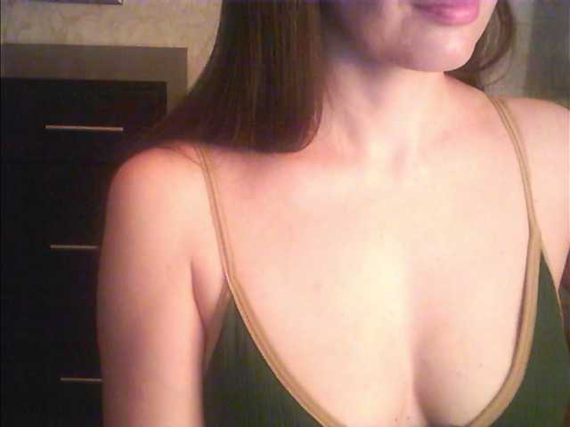 droplet83 live cam on BongaCams
