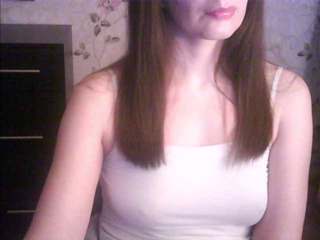 droplet83's BongaCams show and profile