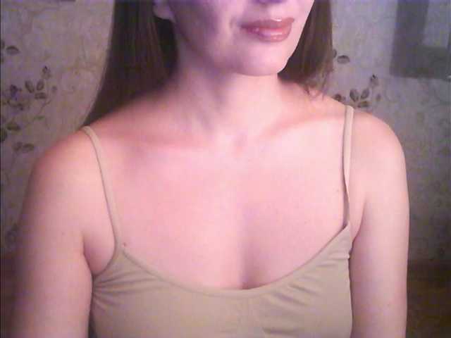 droplet83 live cam on BongaCams