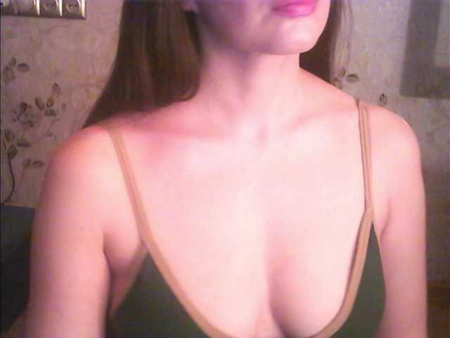 droplet83 live cam on BongaCams