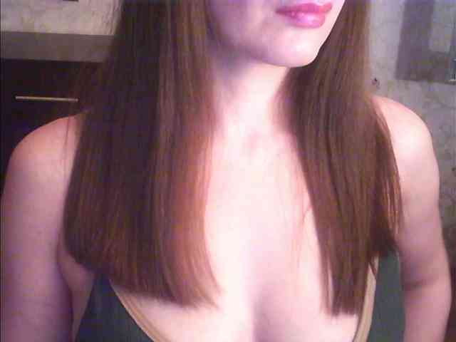 droplet83 Live Webcam on BongaCams