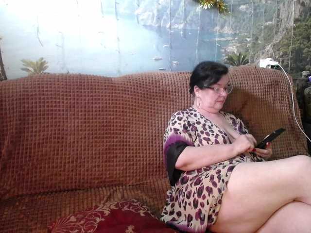 Lori2017 live cam on BongaCams